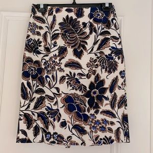 Ann Taylor floral pencil skirt, size 2
